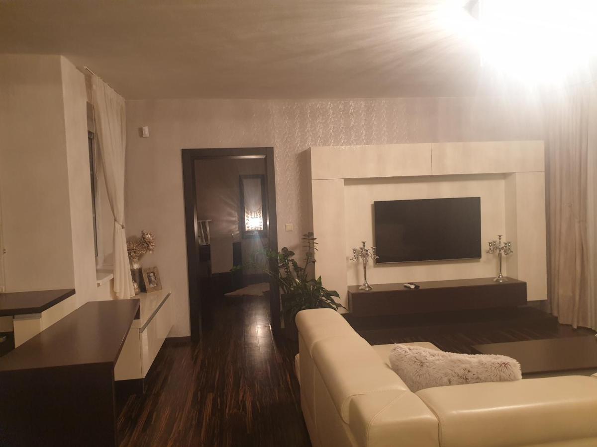 U Durkovych Casa de hóspedes Zabokreky Nad Nitrou Exterior foto
